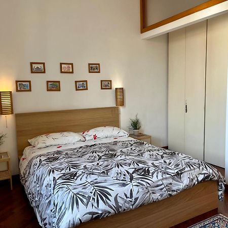 Casa Vacanze Seahorse Salerno Exteriör bild