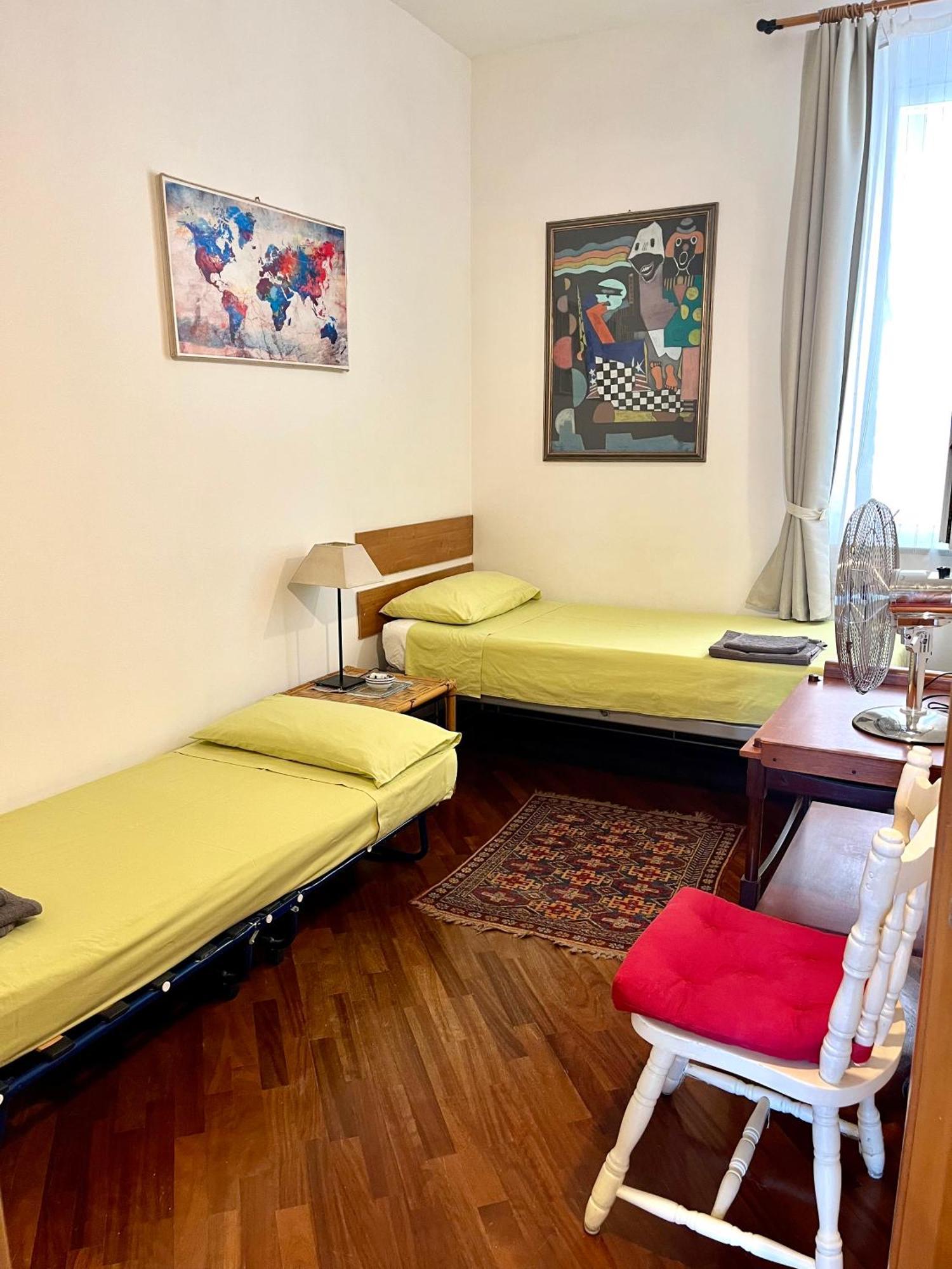 Casa Vacanze Seahorse Salerno Exteriör bild