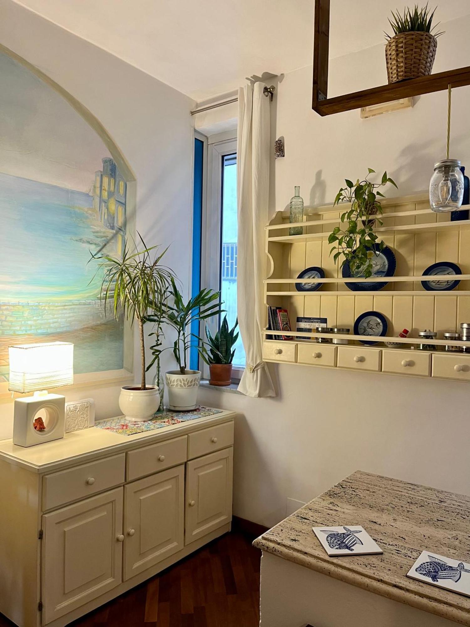 Casa Vacanze Seahorse Salerno Exteriör bild