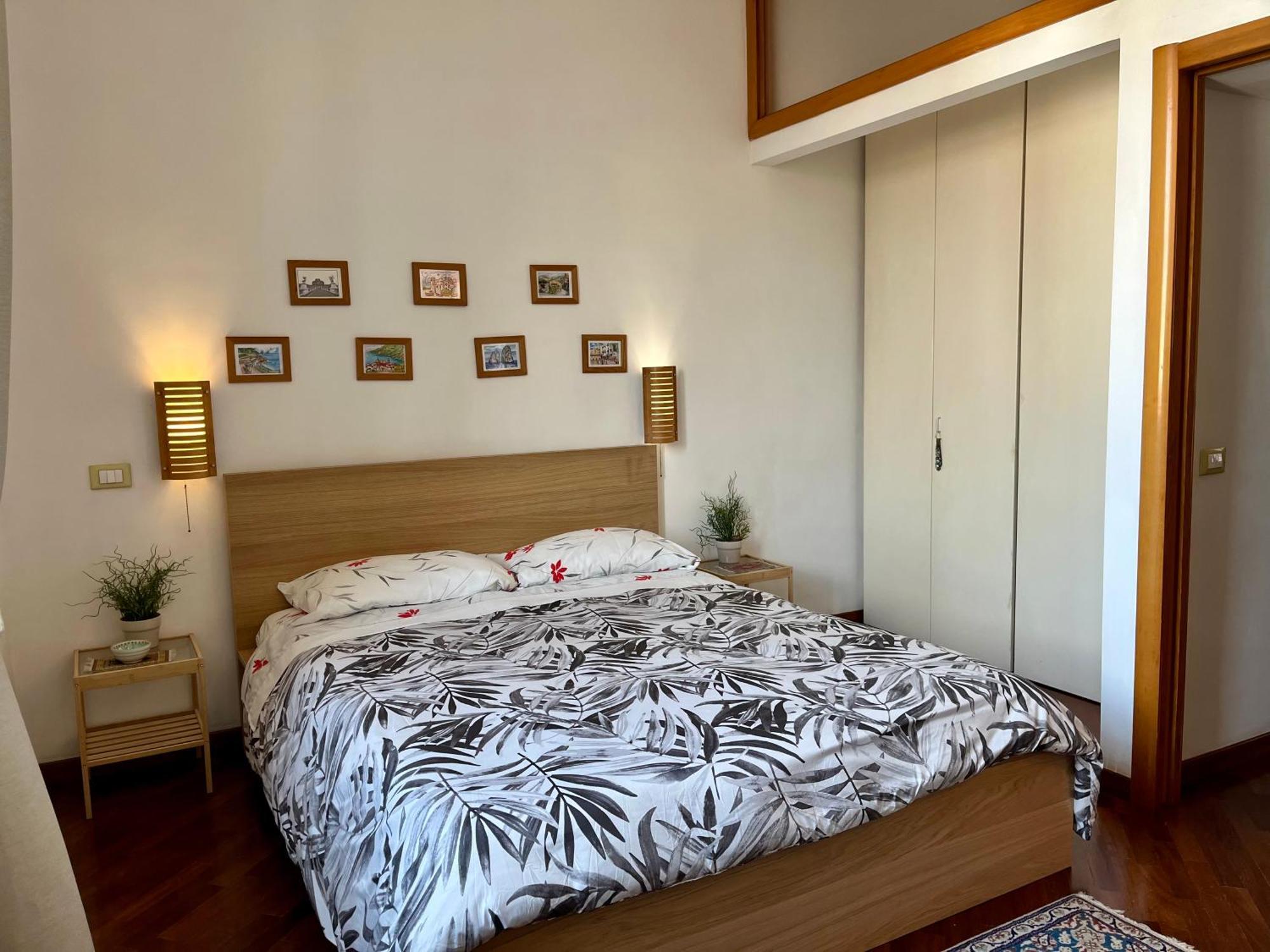 Casa Vacanze Seahorse Salerno Exteriör bild
